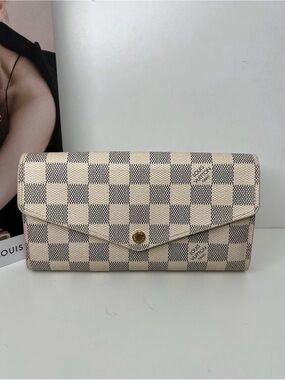 Louis Vuitton Damier Azur Sarah Wallet with COA